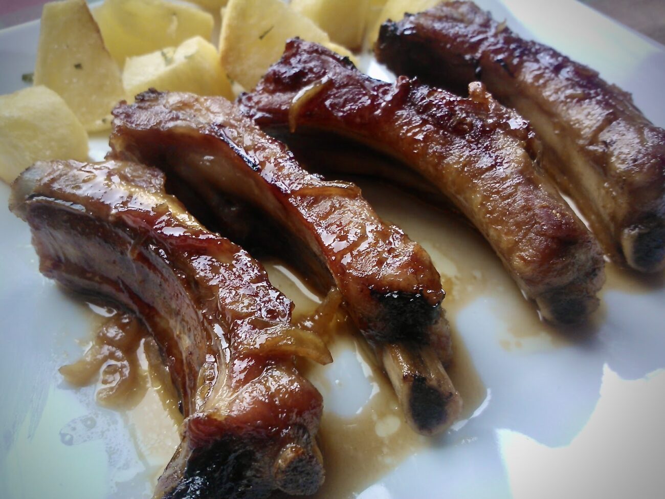 COSTILLITAS con SALSA de SOJA y MIEL