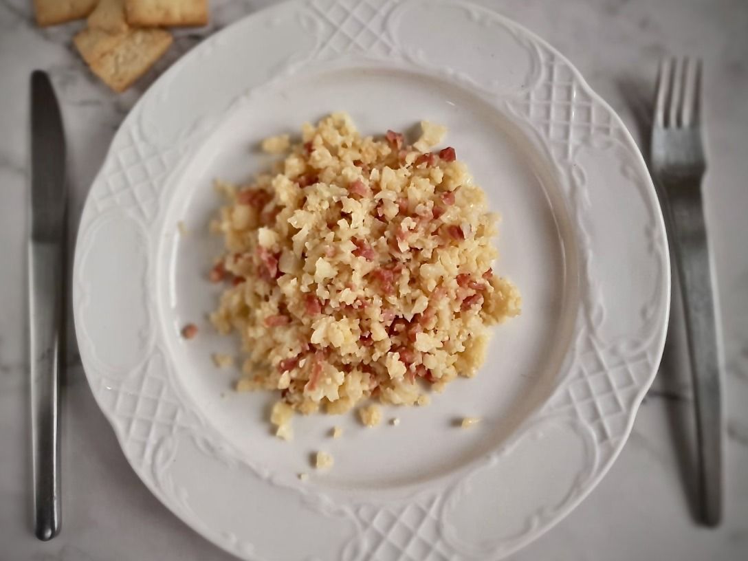 MIGAS de COLIFLOR con JAMON