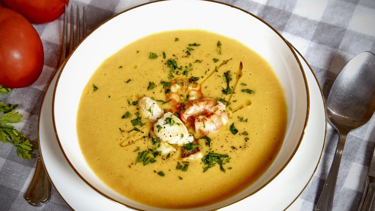 CREMA de MERLUZA y GAMBONES